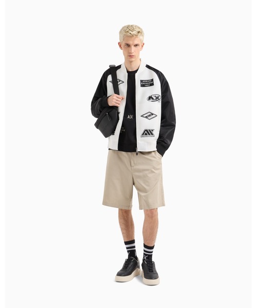 ARMANI EXCHANGE(アルマーニエクスチェンジ)の「【A|X アルマーニ エクスチェンジ】ロゴパッチ クルーネックスウェットプルオーバー(スウェット・メンズ・ホワイト/ブラック・LARGE/MEDIUM/SMALL/X-LARGE/X-SMALL/XX-LARGE)」の9枚目の写真