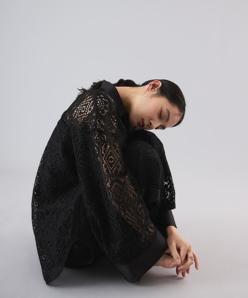 Muscat(マスカット)の「クラシカルレース配色カラーシャツ(シャツ/ブラウス・レディース・クリーム/ブラック・F)」の21枚目の写真
