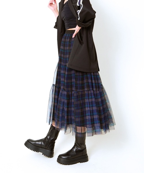 GORGE(ゴージ)の「《柄チュール×ティアード》レディース ロングスカート 透け感レイヤード 春夏秋冬(スカート・レディース・ブルー/レッド/ブラウン/ブラック/その他1・F)」の19枚目の写真