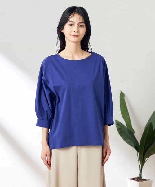 a.v.v（アーヴェヴェ）の「【UVカット】ドルマンスリーブトップス（Tシャツ/カットソー・レディース・ブラック/ブルー・38/40/36）」の11枚目の写真