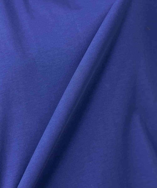 a.v.v（アーヴェヴェ）の「【UVカット】ドルマンスリーブトップス（Tシャツ/カットソー・レディース・ブラック/ブルー・38/40/36）」の17枚目の写真