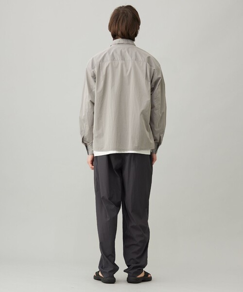 UNFILO(アンフィーロ)の「耐久撥水 ライトシャツ(シャツ/ブラウス・メンズ・ネイビー系/ブラウン系・SMALL/MEDIUM/LARGE/X-LARGE)」の5枚目の写真