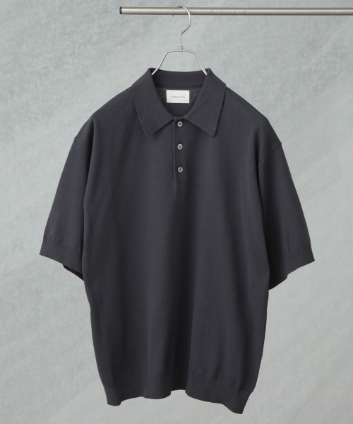 crepuscule（クレプスキュール）の「crepuscule/別注 S/S KNIT POLO（ポロシャツ・メンズ・オフホワイト/ブルー/ブラック/レッド/チャコール・L/M）」の4枚目の写真