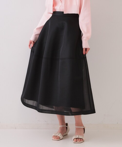 OPAQUE.CLIP（オペークドットクリップ）の「《美人百花掲載》スポンディッシュシアーフレアスカート【洗濯機洗い可】（スカート・レディース・ブラック/グリーン系・00）」の2枚目の写真