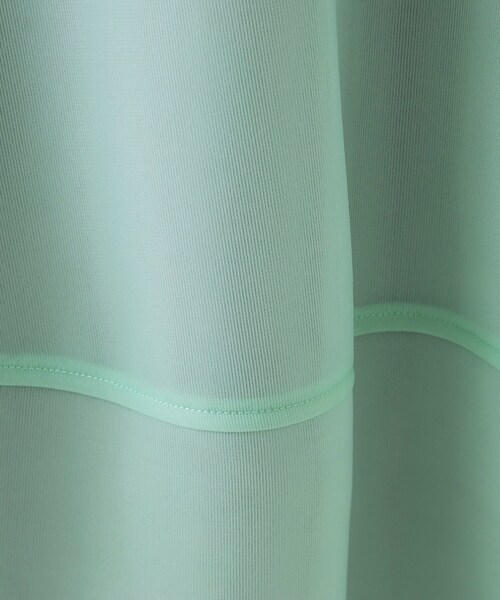 OPAQUE.CLIP（オペークドットクリップ）の「《美人百花掲載》スポンディッシュシアーフレアスカート【洗濯機洗い可】（スカート・レディース・ブラック/グリーン系・00）」の6枚目の写真