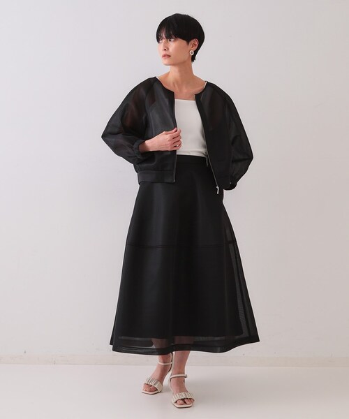 OPAQUE.CLIP（オペークドットクリップ）の「《美人百花掲載》スポンディッシュシアーフレアスカート【洗濯機洗い可】（スカート・レディース・ブラック/グリーン系・00）」の9枚目の写真