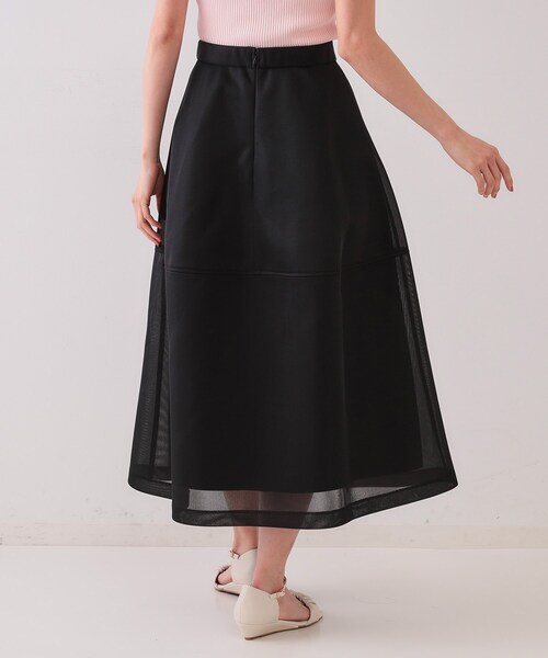 OPAQUE.CLIP（オペークドットクリップ）の「《美人百花掲載》スポンディッシュシアーフレアスカート【洗濯機洗い可】（スカート・レディース・ブラック/グリーン系・00）」の13枚目の写真