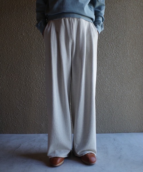 Toironier（トワロニエ）の「Toironier/トワロニエ/2tuck Sweat Pants（スウェットパンツ・メンズ・チャコールグレー/シルバー/ブラウン・0）」の22枚目の写真