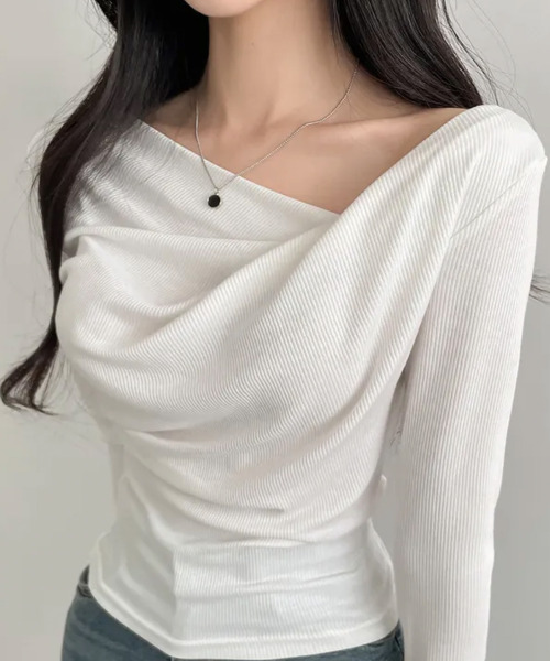 VIVID LADY（ビビッドレディー）の「ドレープ リブＴシャツ 長袖（Tシャツ/カットソー・レディース・ベージュ/ホワイト/ピンク/ブラック・FREE）」の17枚目の写真