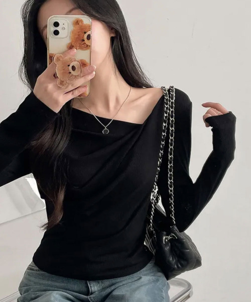 VIVID LADY（ビビッドレディー）の「ドレープ リブＴシャツ 長袖（Tシャツ/カットソー・レディース・ベージュ/ホワイト/ピンク/ブラック・FREE）」の15枚目の写真