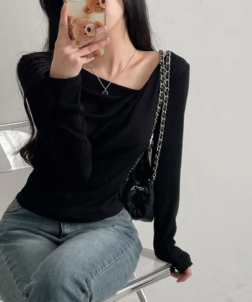VIVID LADY（ビビッドレディー）の「ドレープ リブＴシャツ 長袖（Tシャツ/カットソー・レディース・ベージュ/ホワイト/ピンク/ブラック・FREE）」の13枚目の写真