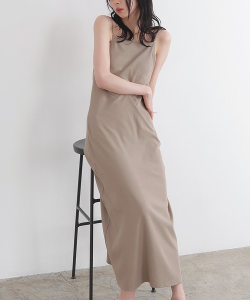 LIAN（リアン）の「ダブルストラップキャミワンピース（ワンピース・レディース・ブラック/ベージュ/モカ・FREE）」の18枚目の写真