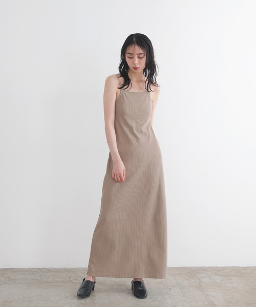 LIAN（リアン）の「ダブルストラップキャミワンピース（ワンピース・レディース・ブラック/ベージュ/モカ・FREE）」の19枚目の写真