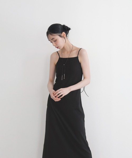 LIAN（リアン）の「ダブルストラップキャミワンピース（ワンピース・レディース・ブラック/ベージュ/モカ・FREE）」の4枚目の写真