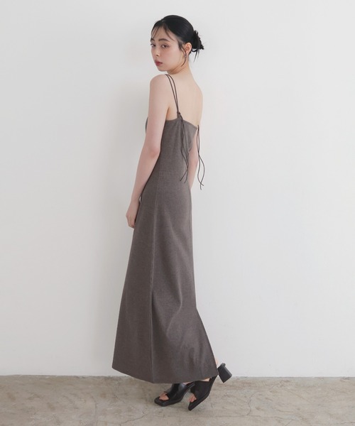 LIAN（リアン）の「ダブルストラップキャミワンピース（ワンピース・レディース・ブラック/ベージュ/モカ・FREE）」の13枚目の写真
