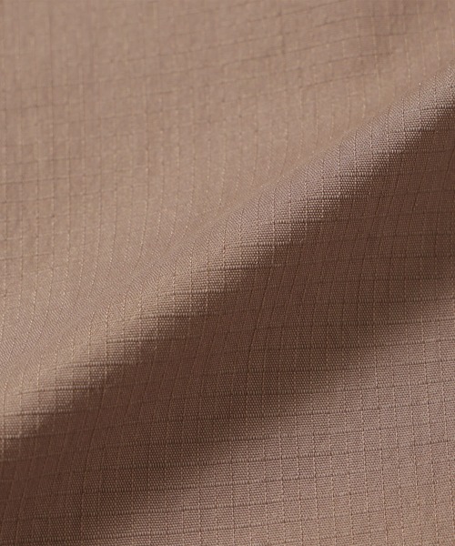 NANGA（ナンガ）の「HINOC RIPSTOP UT VEST/ヒノックリップストップユーティリティベスト（ベスト・メンズ・モカ/ライトグレー/ブラック・S/M/L）」の22枚目の写真