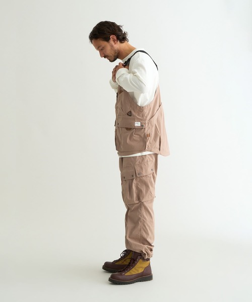 NANGA（ナンガ）の「HINOC RIPSTOP UT VEST/ヒノックリップストップユーティリティベスト（ベスト・メンズ・モカ/ライトグレー/ブラック・S/M/L）」の6枚目の写真