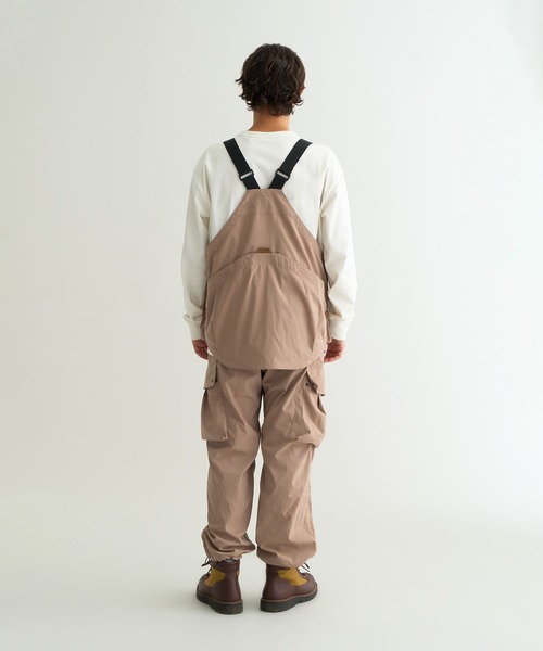 NANGA（ナンガ）の「HINOC RIPSTOP UT VEST/ヒノックリップストップユーティリティベスト（ベスト・メンズ・モカ/ライトグレー/ブラック・S/M/L）」の8枚目の写真