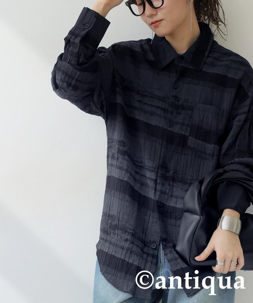 antiqua(アンティカ)の「ニュアンス柄シャツ(シャツ/ブラウス・レディース・ブラック/ベージュ系その他・ONESIZE)」の4枚目の写真
