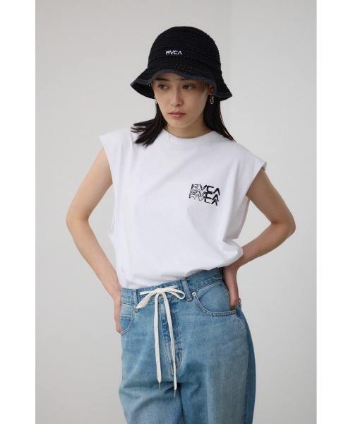 AZUL by moussy（アズールバイマウジー）の「RVCA×AZUL ノースリーブT（Tシャツ/カットソー・メンズ・ブラック/ホワイト・FREE）」の2枚目の写真