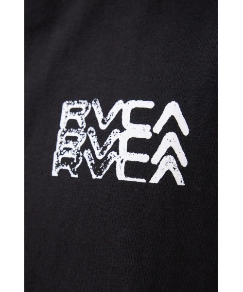 AZUL by moussy（アズールバイマウジー）の「RVCA×AZUL ノースリーブT（Tシャツ/カットソー・メンズ・ブラック/ホワイト・FREE）」の15枚目の写真
