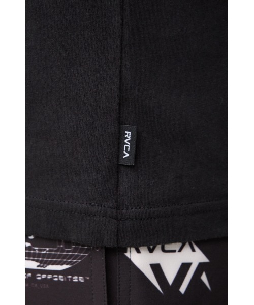 AZUL by moussy（アズールバイマウジー）の「RVCA×AZUL ノースリーブT（Tシャツ/カットソー・メンズ・ブラック/ホワイト・FREE）」の17枚目の写真