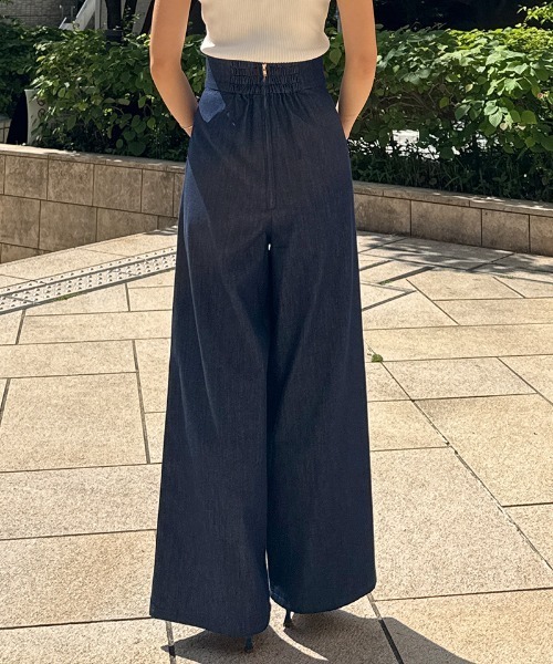 JENNE(ジェンヌ)の「エアリーデニムカマーベルトパンツ(その他パンツ・レディース・インディゴブルー・SMALL/MEDIUM/LARGE/X-LARGE)」の4枚目の写真