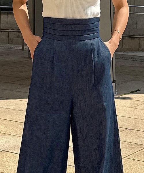 JENNE(ジェンヌ)の「エアリーデニムカマーベルトパンツ(その他パンツ・レディース・インディゴブルー・SMALL/MEDIUM/LARGE/X-LARGE)」の6枚目の写真