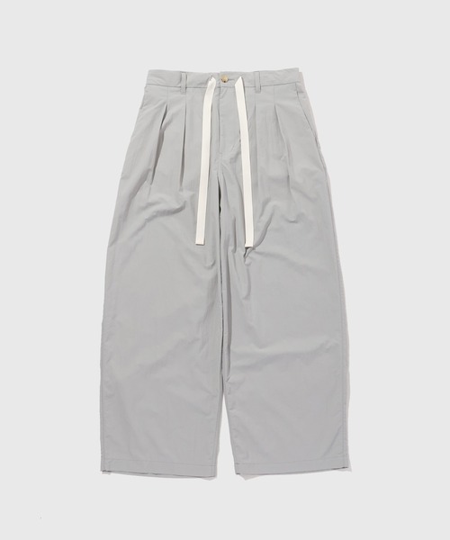 ADAM ET ROPE'(アダムエロペ)の「【ZOZO限定】2タック ワイドルーズ ドカンパンツ / バギーパンツ / 撥水 /ナイロン / ユニセックス / Made By ZOZO(その他パンツ・メンズ・ベージュ/チャコールグレー/ライトグレー/ブラック/ワイン・XS/L/M/S/XXS)」の1枚目の写真