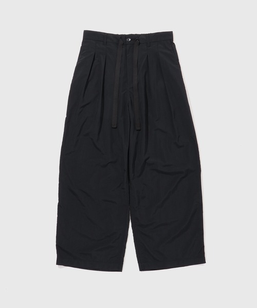 ADAM ET ROPE'(アダムエロペ)の「【ZOZO限定】2タック ワイドルーズ ドカンパンツ / バギーパンツ / 撥水 /ナイロン / ユニセックス / Made By ZOZO(その他パンツ・メンズ・ベージュ/チャコールグレー/ライトグレー/ブラック/ワイン・XS/L/M/S/XXS)」の2枚目の写真
