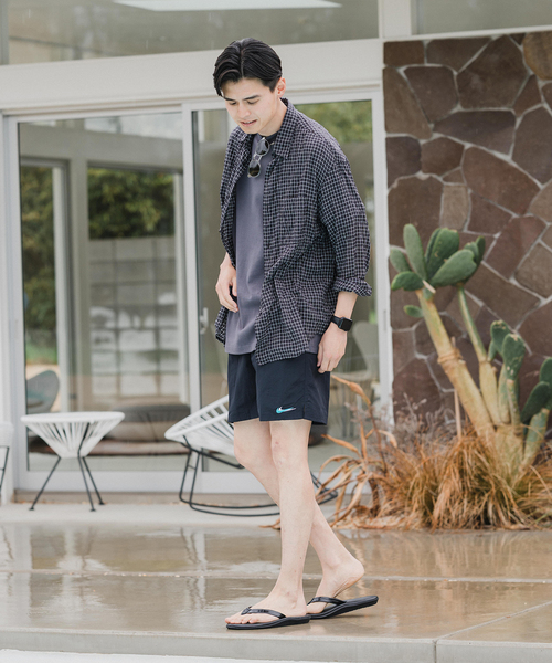 NIKE(ナイキ)の「NIKE SWIM (ナイキ スイム) Exclusive スウォッシュ ボレーショーツ(その他パンツ・メンズ・ブラック/チャコールグレー/ベージュ/ネイビー・SMALL/MEDIUM/LARGE/X-LARGE/XX-LARGE)」の18枚目の写真