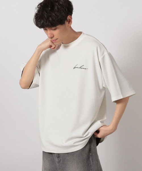 LAKOLE(ラコレ)の「刺繍ナシジ半袖T / 425534(Tシャツ/カットソー・メンズ・ブラック/スモークピンク/ホワイト・MEDIUM/LARGE)」の5枚目の写真