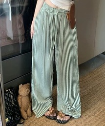 aremoi（アレモイ）の「【aremoi / アレモイ】ストライプリラクシーパンツ（その他パンツ）」