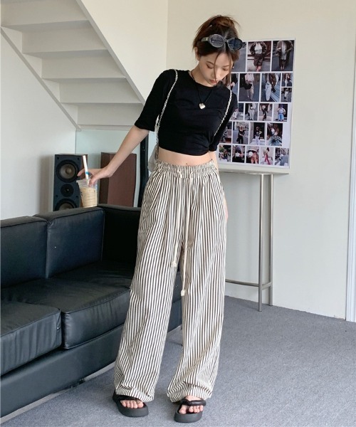 aremoi(アレモイ)の「【aremoi / アレモイ】ストライプリラクシーパンツ(その他パンツ・レディース・ブラック/ブラウン/グリーン・X-LARGE/MEDIUM/LARGE)」の5枚目の写真