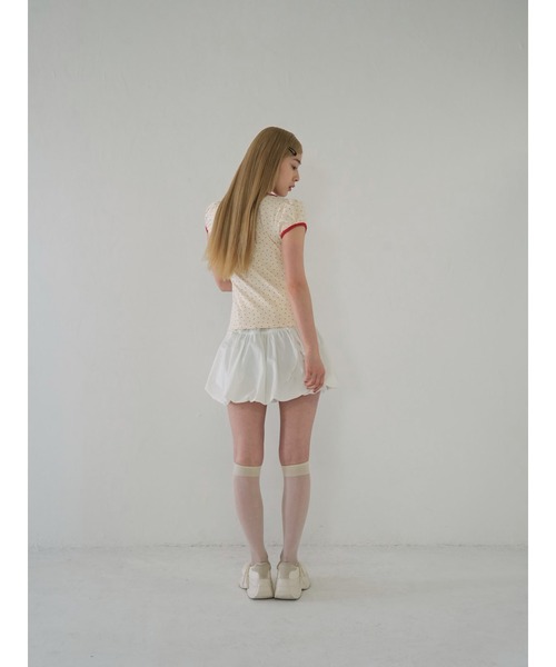 Uenui（ウニュイ）の「パフスリーブドットリボントップス　ribbon puff tops（Tシャツ/カットソー・レディース・ブラック/レッド・FREE）」の19枚目の写真
