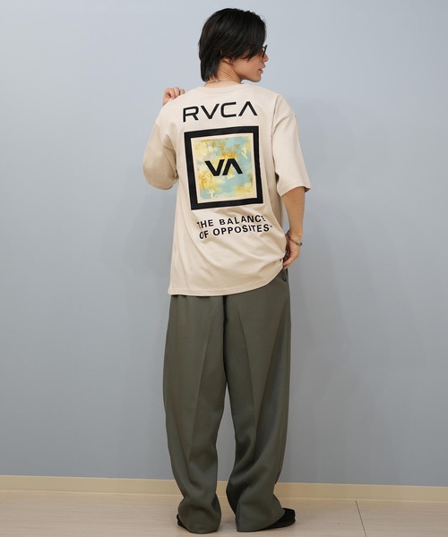 RVCA（ルーカ）の「RVCA/ルーカ 半袖Tシャツ ビックシルエット バックプリント BF04A-200（Tシャツ/カットソー・メンズ・ブラック×ホワイト/ブラック×グレー/ホワイト×ネイビー/アイボリー/ホワイト×ブルー・L/M/S）」の17枚目の写真