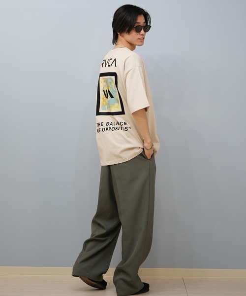 RVCA（ルーカ）の「RVCA/ルーカ 半袖Tシャツ ビックシルエット バックプリント BF04A-200（Tシャツ/カットソー・メンズ・ブラック×ホワイト/ブラック×グレー/ホワイト×ネイビー/アイボリー/ホワイト×ブルー・L/M/S）」の16枚目の写真
