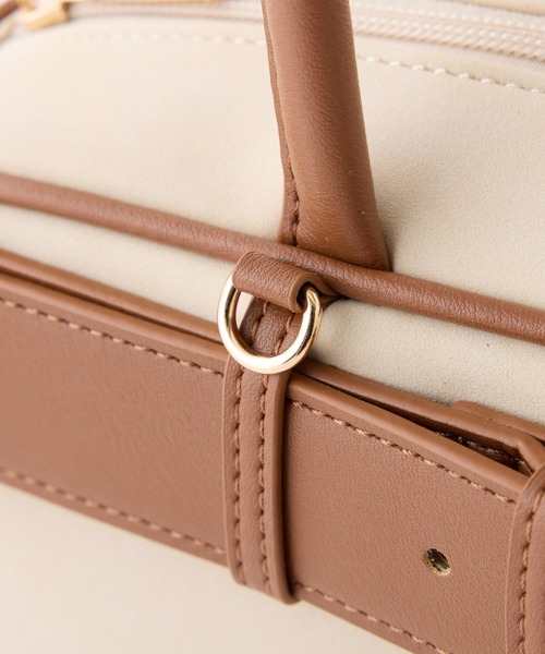 one after another NICE CLAUP（ワンアフターアナザーナイスクラップ）の「ベルト付きスクエアホーボーバッグ（ショルダーバッグ・レディース・アイボリー/ダークブラウン/キャメル・FREE）」の19枚目の写真