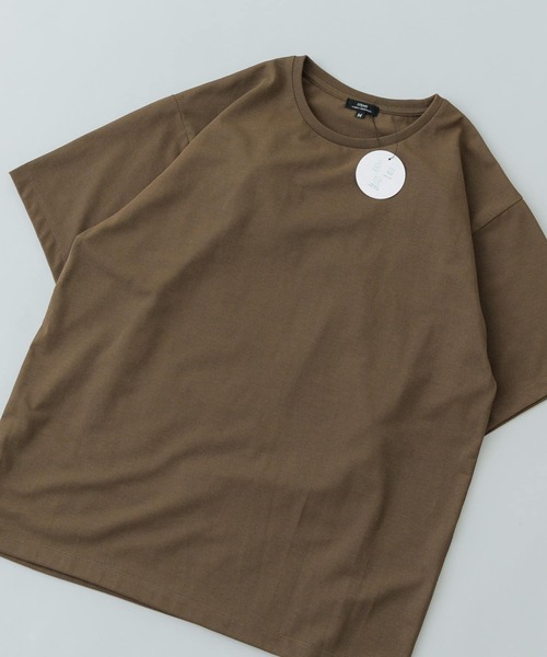 ITEMS URBANRESEARCH（アイテムズ アーバンリサーチ）の「『UVカット』汗染み防止×吸水速乾Tシャツ（Tシャツ/カットソー・メンズ・オリーブ/チャコールグレー/ホワイト・MEDIUM/LARGE）」の3枚目の写真