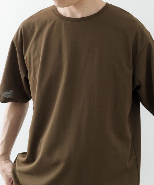 ITEMS URBANRESEARCH（アイテムズ アーバンリサーチ）の「『UVカット』汗染み防止×吸水速乾Tシャツ（Tシャツ/カットソー・メンズ・オリーブ/チャコールグレー/ホワイト・MEDIUM/LARGE）」の14枚目の写真