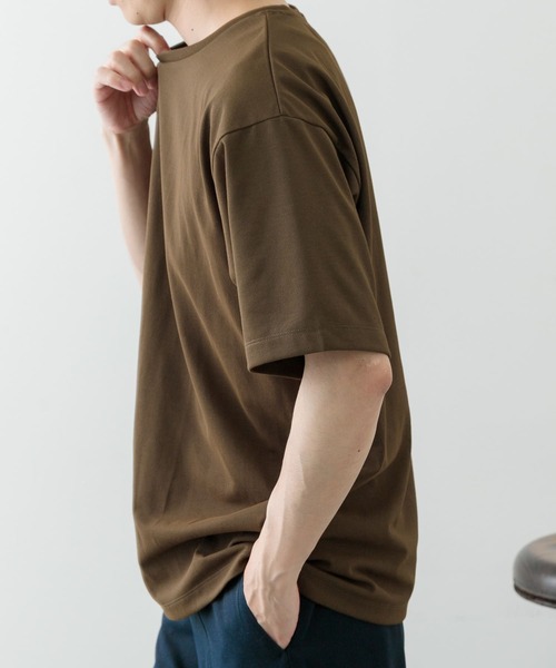 ITEMS URBANRESEARCH（アイテムズ アーバンリサーチ）の「『UVカット』汗染み防止×吸水速乾Tシャツ（Tシャツ/カットソー・メンズ・オリーブ/チャコールグレー/ホワイト・MEDIUM/LARGE）」の17枚目の写真