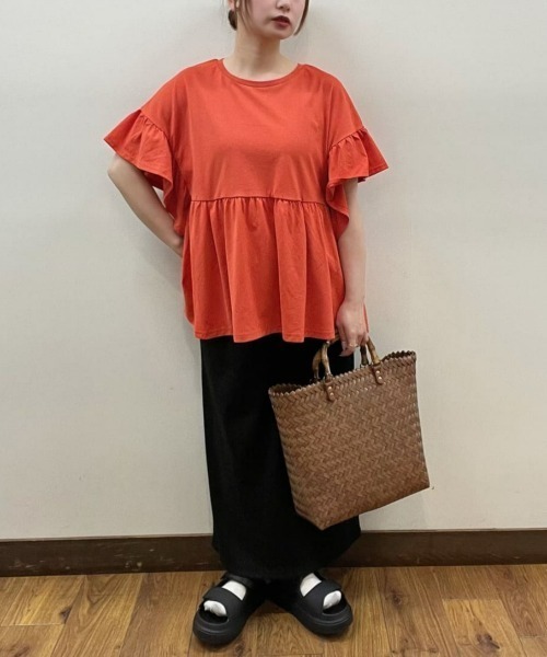 Right-on(ライトオン)の「【HONEYSUCKLE ROSE】接触冷感フリルTシャツ(その他トップス・レディース・レッド/オフホワイト/ブラック・M/L)」の17枚目の写真