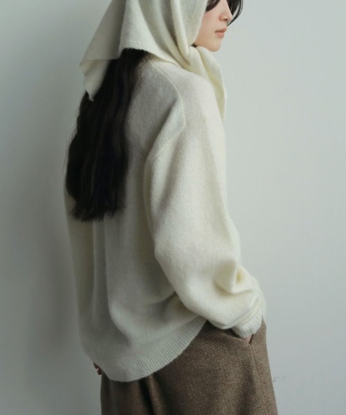 anuke(アンヌーク)の「anuke Layered Scarf Knit レイヤードスカーフニット/62520528(ニット/セーター・レディース・ブラウン/アイボリー・ONE SIZE)」の6枚目の写真