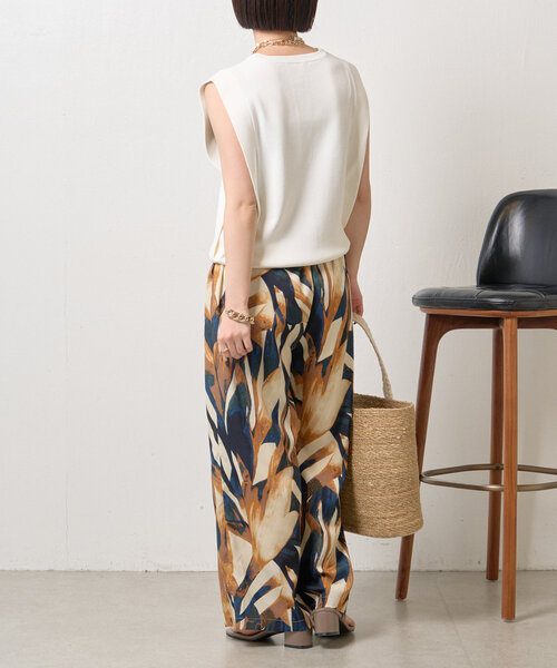 Jena espace merveilleux（ジェナ　エスパスメルヴェイユ）の「スクエアノースリニット（ニット/セーター・レディース・レッド/ネイビー/オフホワイト・FREE）」の5枚目の写真