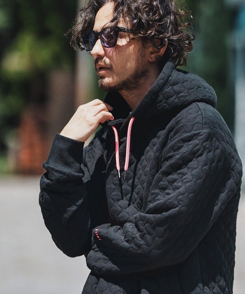 felkod（フィルコッド）の「mpa3832- Quilted Spindle Parka スピンドルパーカー（パーカー・メンズ・グレイッシュベージュ/ブラック・S/M/L）」の7枚目の写真