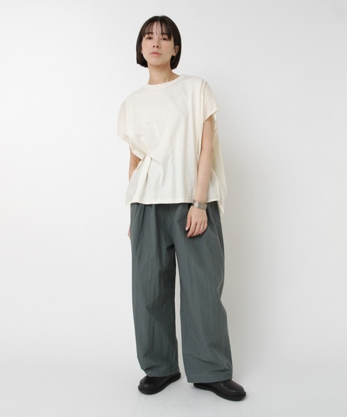 RNA-N(アールエヌエーエヌ)の「M2508 フレンチスリーブデザインプルオーバー(Tシャツ/カットソー・レディース・グリーン/オフホワイト/ブラック/ネイビー・FREE)」の19枚目の写真