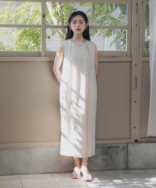 Petitjo（プッチージョ）の「小さいサイズ　綿混ショルダータックノースリーブワンピース　低身長さん・小柄女性（ワンピース・レディース・ブラック/ベージュ・PSS/PS/PM/PL）」の6枚目の写真