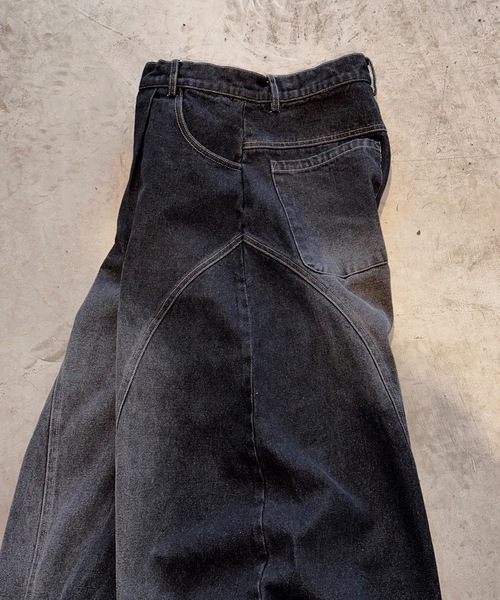 MandO（Auntie Rosa）（エムオー）の「アソートウォッシュドワイド切り替えバルーンワイドパンツ（デニムパンツ・メンズ・ブラック系1/ブラック系・SMALL/MEDIUM/LARGE）」の13枚目の写真