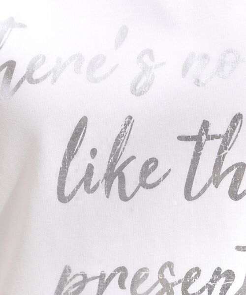 SHOO・LA・RUE(シューラルー)の「【S-LL/ひんやり/UV】選べる6柄でそれぞれ欲しくなる プリントTシャツ(Tシャツ/カットソー・レディース・ホワイト/チャコールグレー/ライトブルー/ベージュ/ネイビー/キャメル/イエロー系その他/ホワイト系1/ホワイト系2/ブラウン系/グリーン系/レッド系・01/02/03/04)」の16枚目の写真