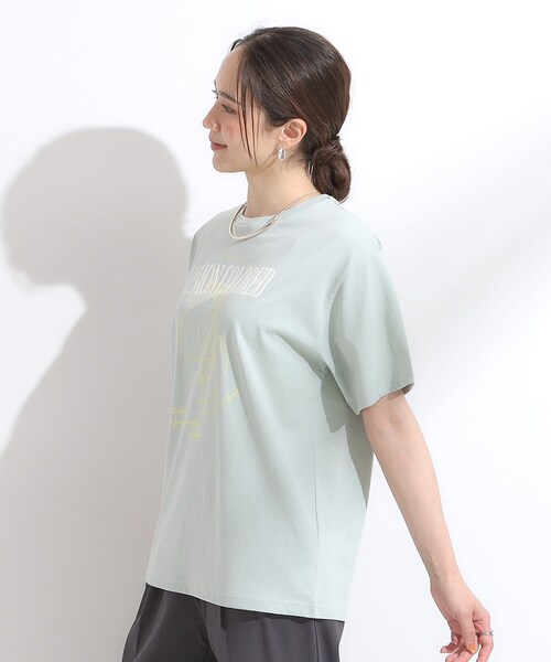 SHOO・LA・RUE(シューラルー)の「【S-LL/ひんやり/UV】選べる6柄でそれぞれ欲しくなる プリントTシャツ(Tシャツ/カットソー・レディース・ホワイト/チャコールグレー/ライトブルー/ベージュ/ネイビー/キャメル/イエロー系その他/ホワイト系1/ホワイト系2/ブラウン系/グリーン系/レッド系・01/02/03/04)」の22枚目の写真